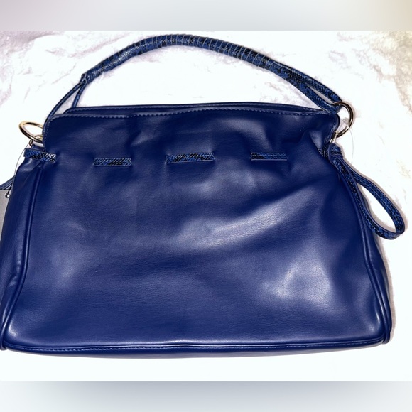 Badgley Mischka solid/snake combo bag - Picture 3 of 5